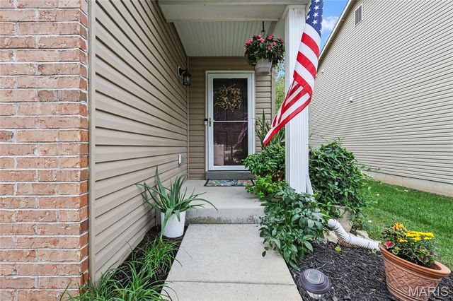 533 Parkgate Drive, Lake St Louis, MO 63367