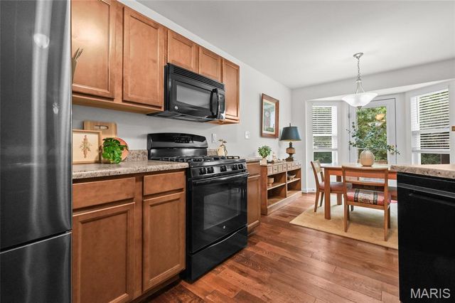 533 Parkgate Drive, Lake St Louis, MO 63367