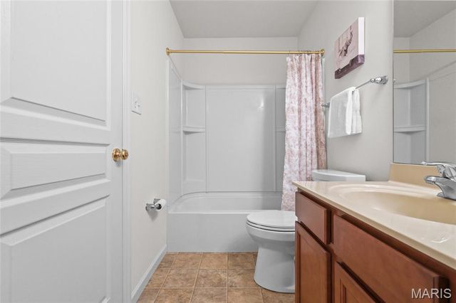 533 Parkgate Drive, Lake St Louis, MO 63367