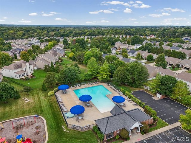 533 Parkgate Drive, Lake St Louis, MO 63367
