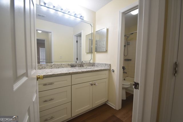 310 Granville Court 310, Sandy Springs, GA 30328