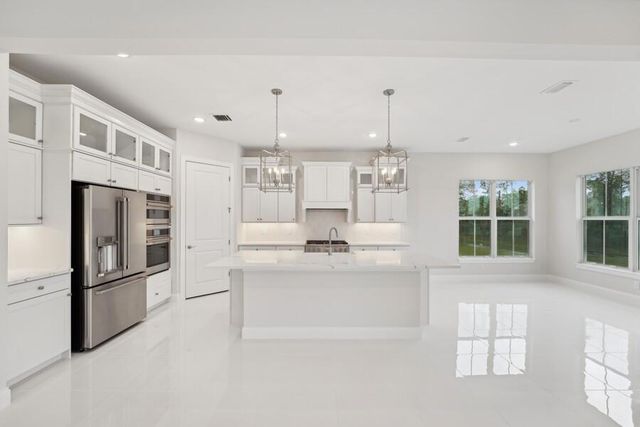 10200 NW Field Flower Trail 160, Port St Lucie, FL 34987