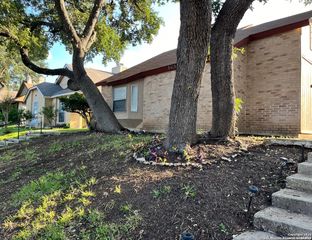 8415 CRANBERRY HL #1, San Antonio, TX 78254