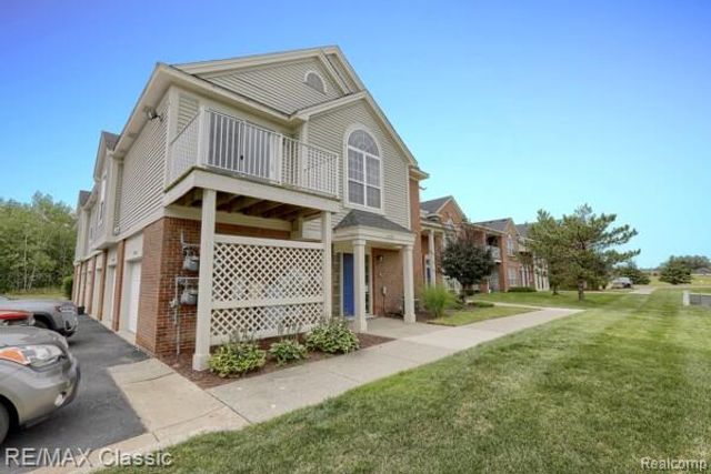 51592 Stern Lane, Chesterfield, MI 48051