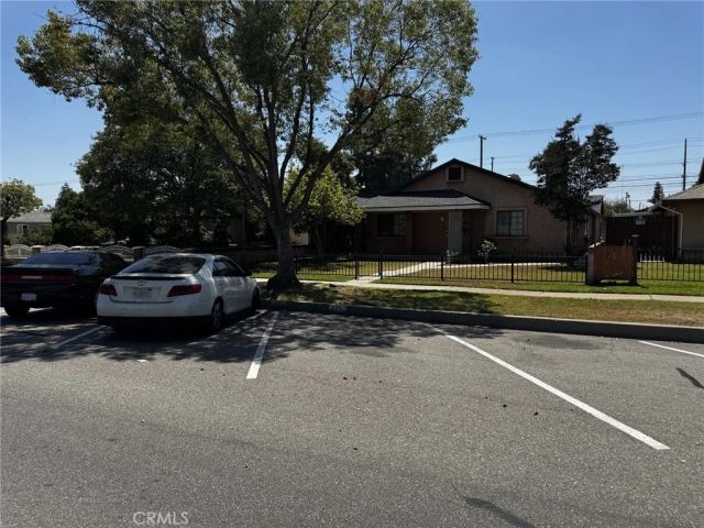 171 N Alameda B, Azusa, CA 91702