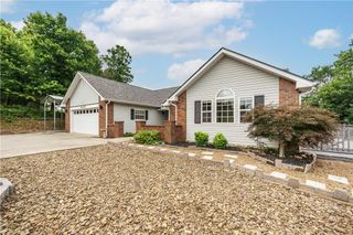 311 Holiday Island Drive, Holiday Island, AR 72631