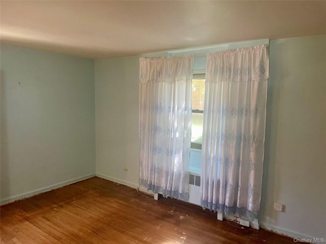 90-25 Shore Parkway 91, Howard Beach, NY 11414