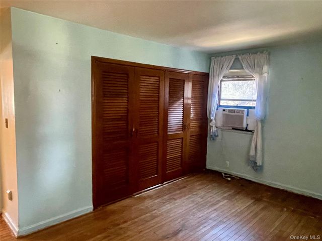90-25 Shore Parkway 91, Howard Beach, NY 11414
