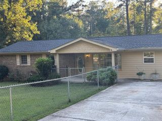 2016 Cleburne Parkway, Powder Springs, GA 30127