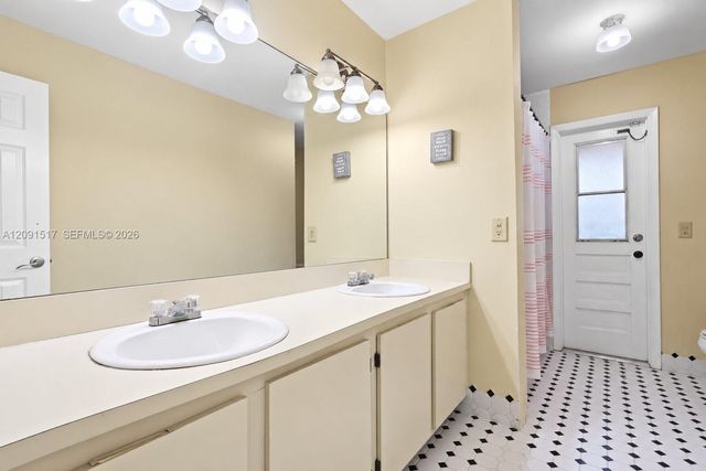 15221 SW 158th Street, Miami, FL 33187