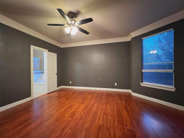 2947 Nadar, Grand Prairie, TX 75054