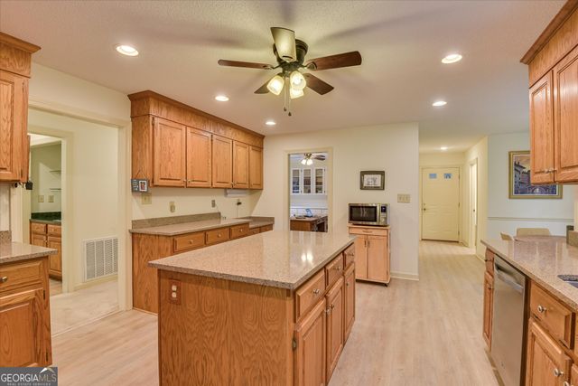 256 Brassie Drive, Mccormick, SC 29835