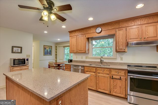 256 Brassie Drive, Mccormick, SC 29835