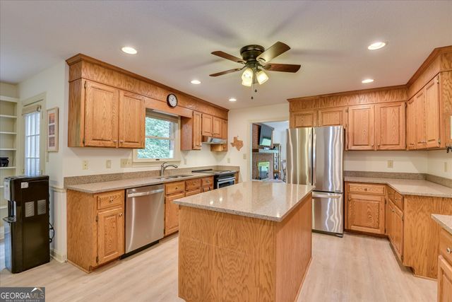 256 Brassie Drive, Mccormick, SC 29835