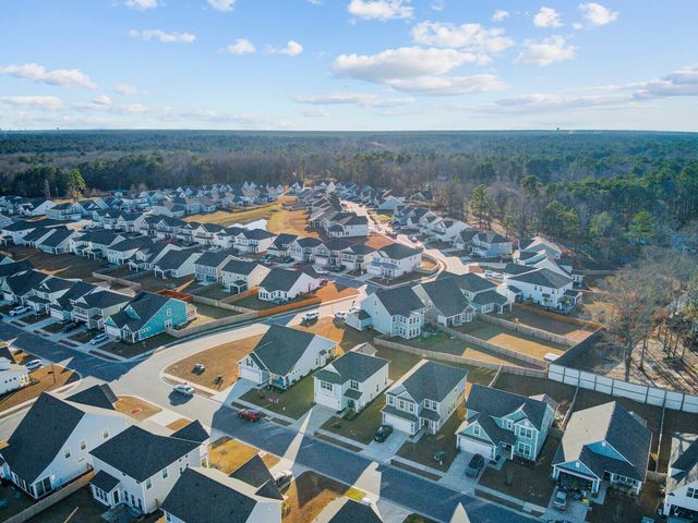 468 Eagleview Drive, Moncks Corner, SC 29461