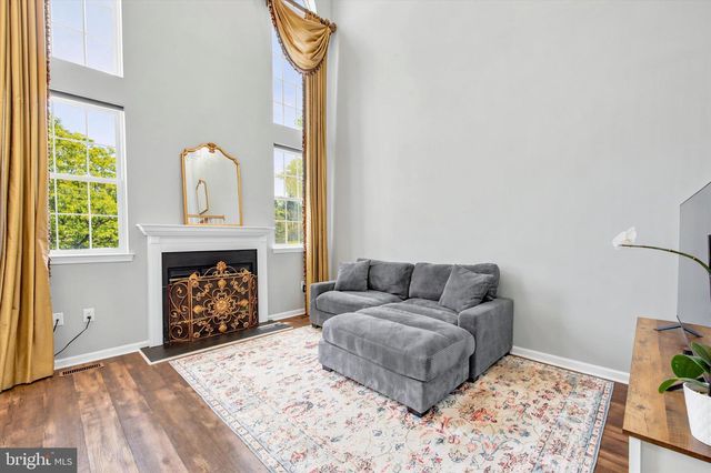 53 DISPATCH DR, Washington Crossing, PA 18977