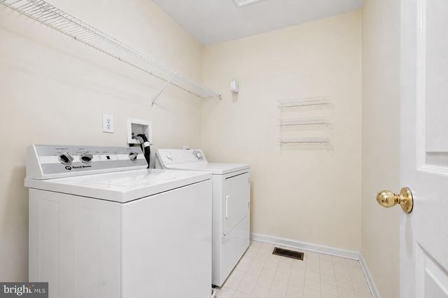 53 DISPATCH DR, Washington Crossing, PA 18977
