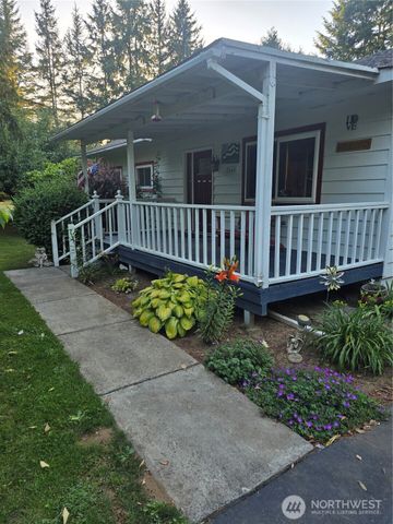 2440 Birch Bay Lynden Road, Custer, WA 98240