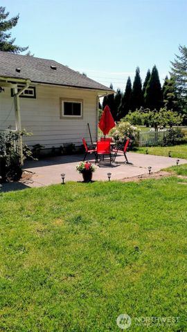 2440 Birch Bay Lynden Road, Custer, WA 98240