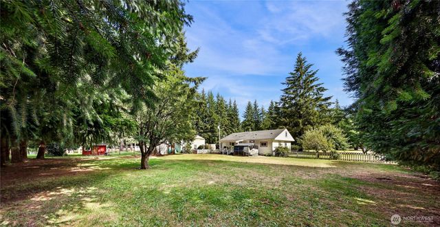 2440 Birch Bay Lynden Road, Custer, WA 98240