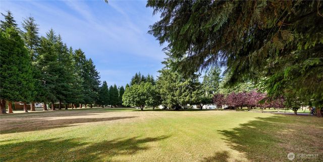 2440 Birch Bay Lynden Road, Custer, WA 98240