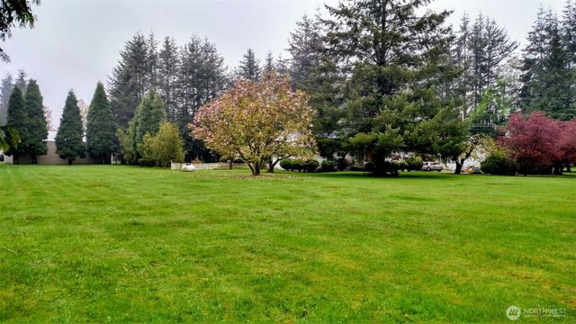 2440 Birch Bay Lynden Road, Custer, WA 98240