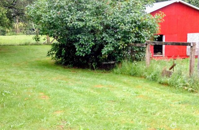 2440 Birch Bay Lynden Road, Custer, WA 98240