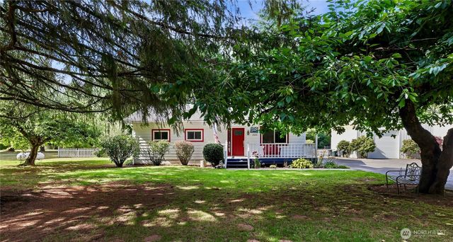 2440 Birch Bay Lynden Road, Custer, WA 98240