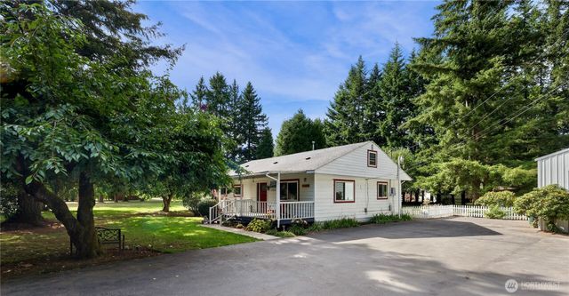 2440 Birch Bay Lynden Road, Custer, WA 98240