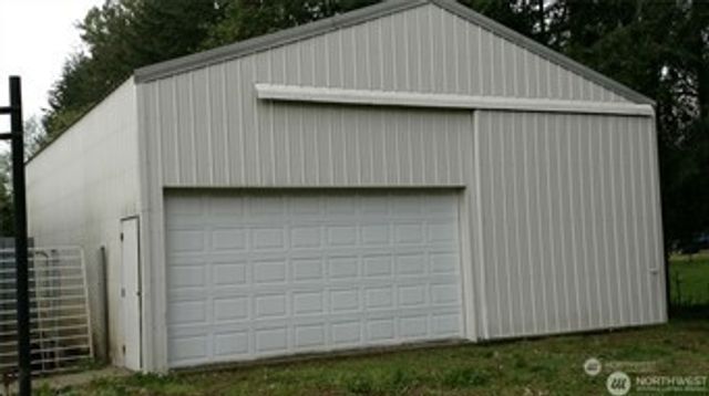 2440 Birch Bay Lynden Road, Custer, WA 98240
