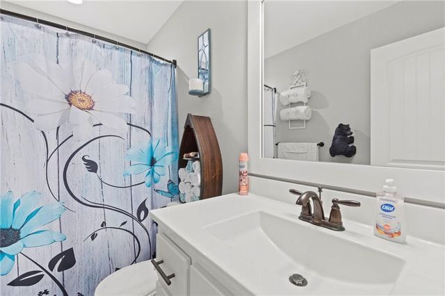 205 Ceremonial Drive, Buckner, MO 64016