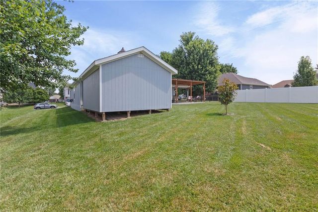 205 Ceremonial Drive, Buckner, MO 64016