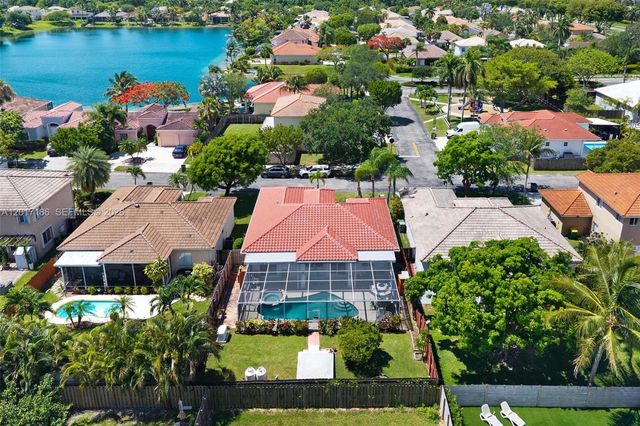 2915 SE 4th Pl, Homestead, FL 33033