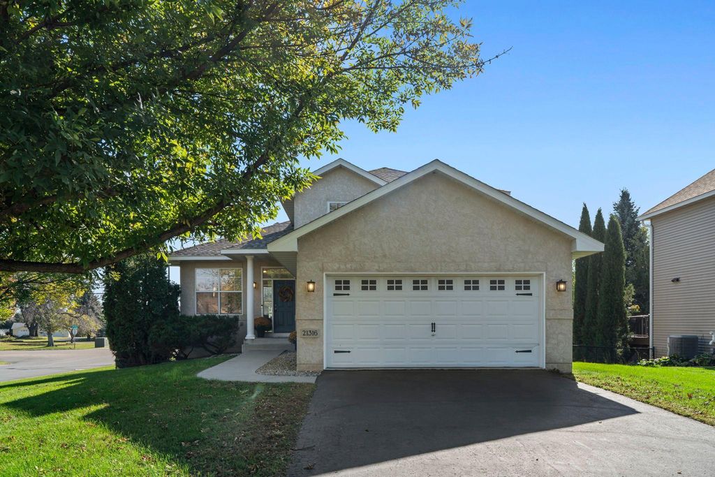 21316 Idaho Avenue, Lakeville, MN 55044