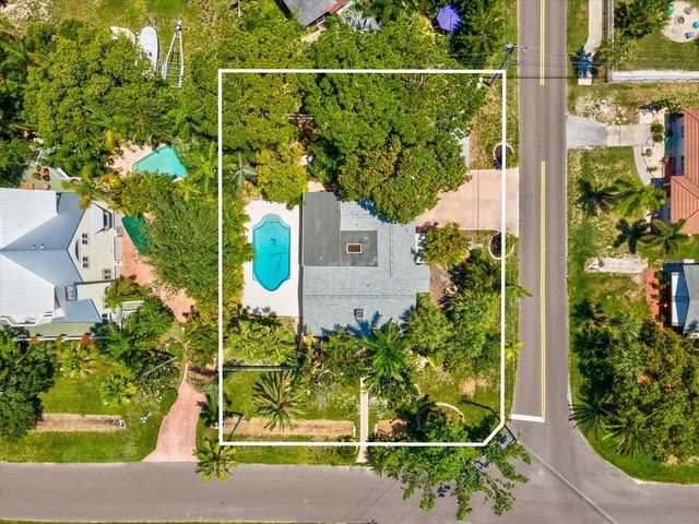502 FLORIDA BOULEVARD, Crystal Beach, FL 34681