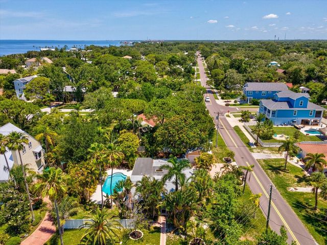 502 FLORIDA BOULEVARD, Crystal Beach, FL 34681