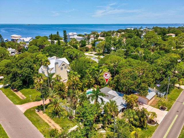 502 FLORIDA BOULEVARD, Crystal Beach, FL 34681
