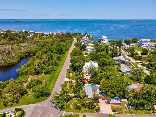 502 FLORIDA BOULEVARD, Crystal Beach, FL 34681