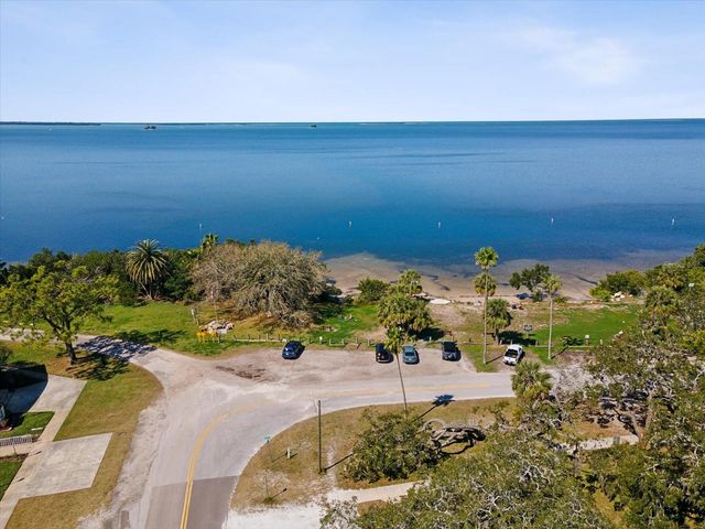 502 FLORIDA BOULEVARD, Crystal Beach, FL 34681