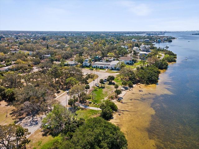 502 FLORIDA BOULEVARD, Crystal Beach, FL 34681