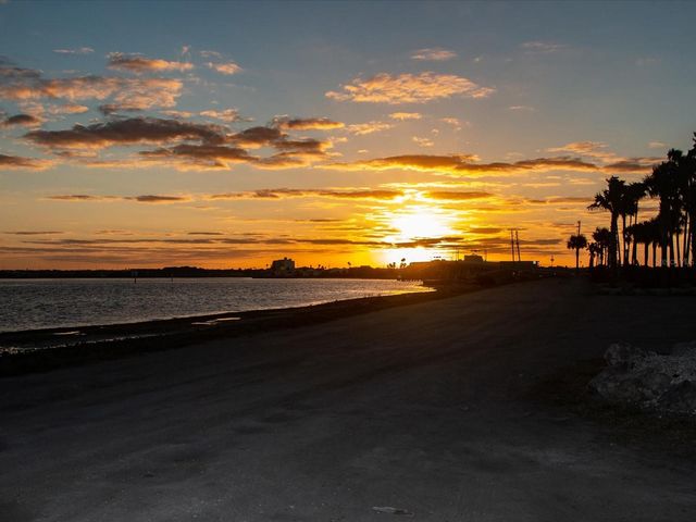 502 FLORIDA BOULEVARD, Crystal Beach, FL 34681