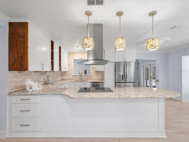 502 FLORIDA BOULEVARD, Crystal Beach, FL 34681
