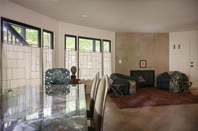 595 Overbrook Drive NW, Atlanta, GA 30318