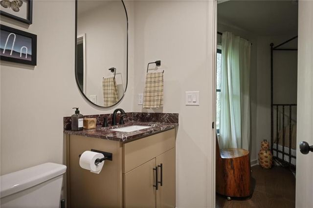 595 Overbrook Drive NW, Atlanta, GA 30318