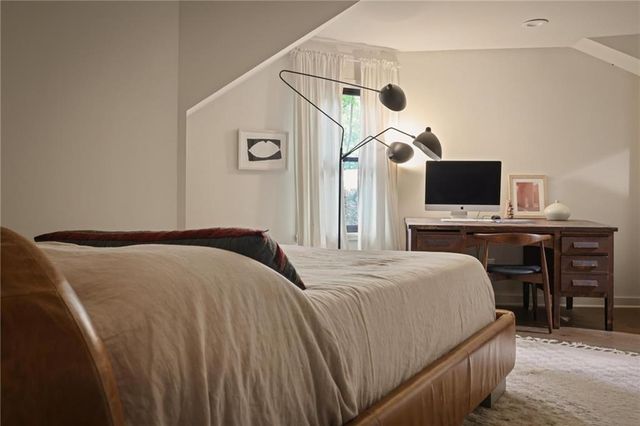595 Overbrook Drive NW, Atlanta, GA 30318