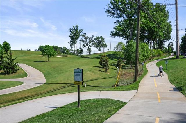 595 Overbrook Drive NW, Atlanta, GA 30318