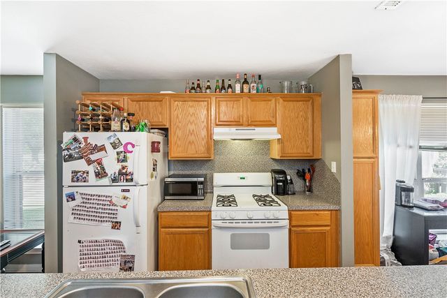 2413 Pintail Loop, College Station, TX 77845