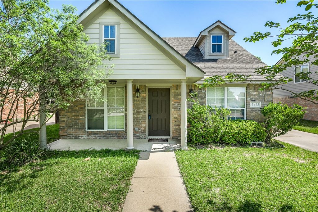 2413 Pintail Loop, College Station, TX 77845
