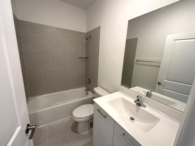 2330 NW 125TH Street, Miami, FL 33167