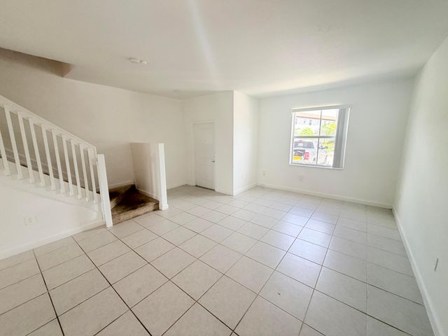 2330 NW 125TH Street, Miami, FL 33167
